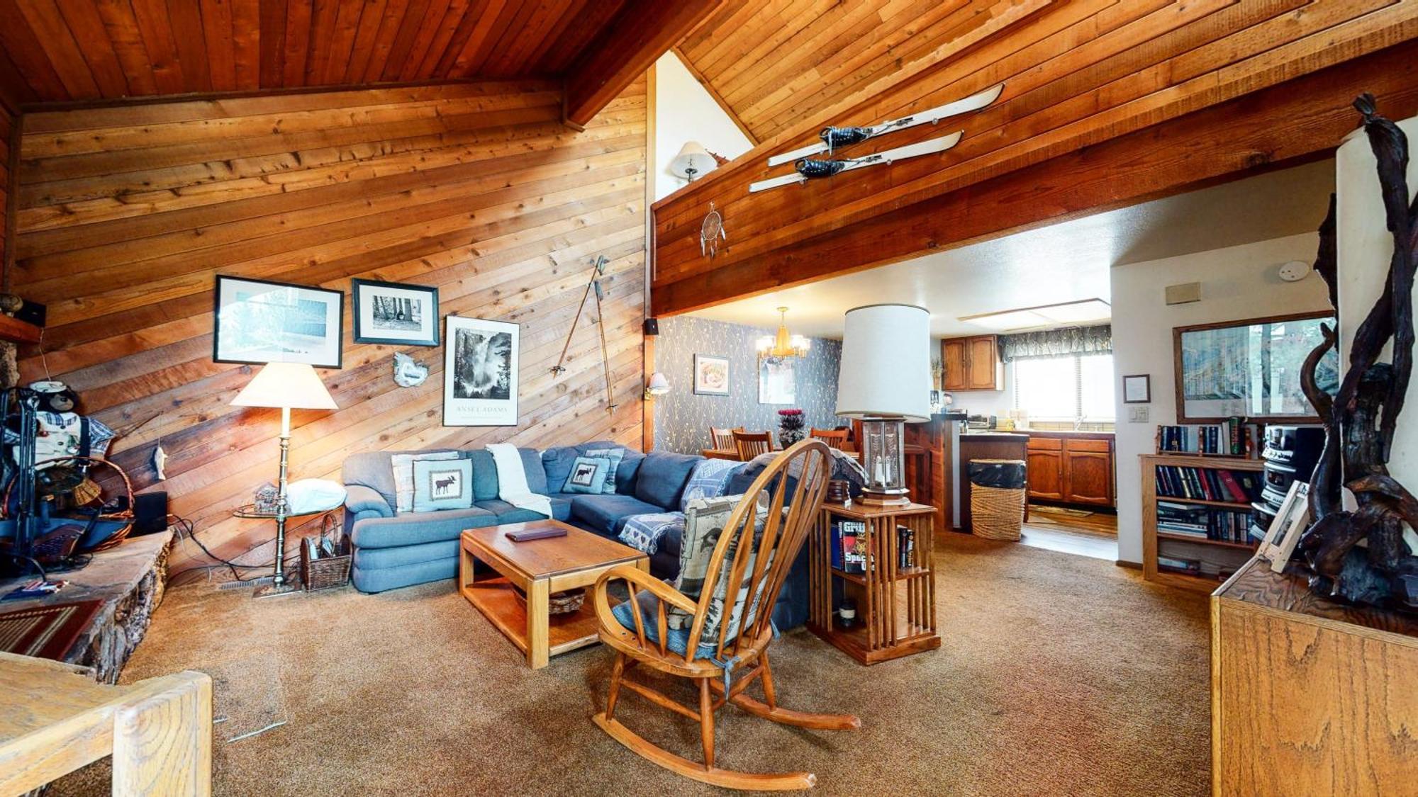 Mammoth Sierra Townhome Apartment *