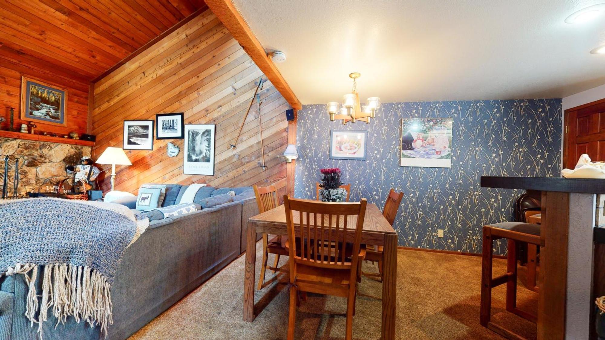 Mammoth Sierra Townhome