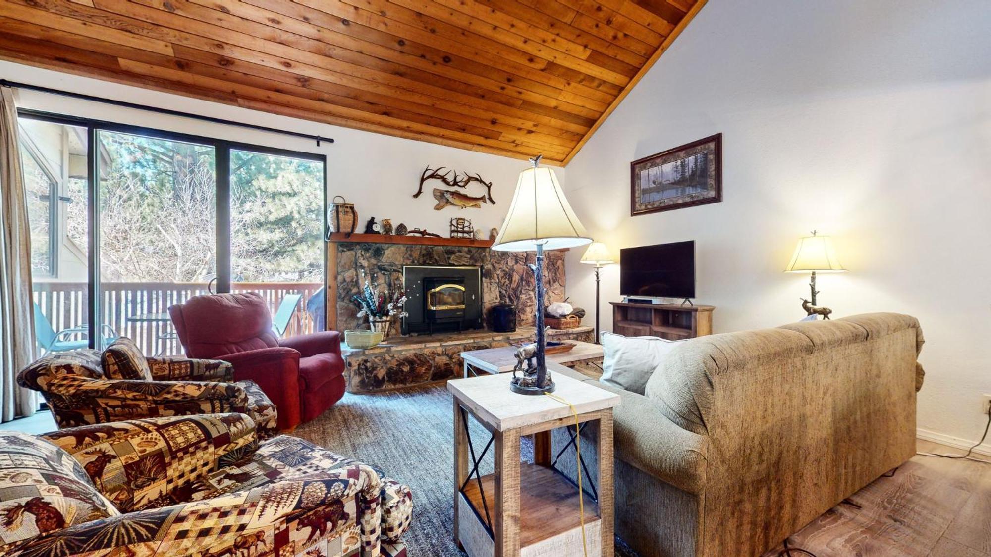 Mammoth Sierra Townhome Apartment *